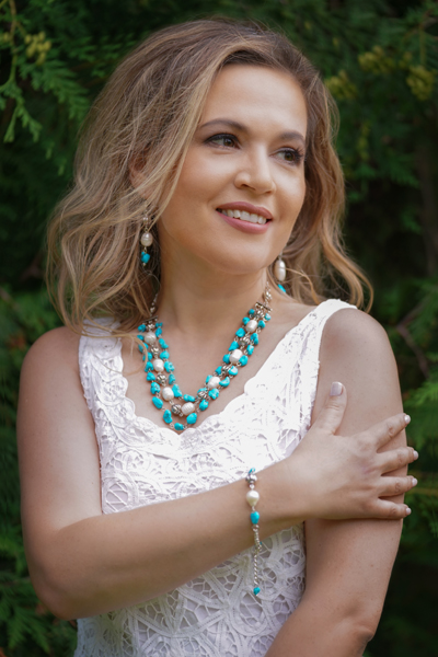 Turquoise Pearl Dream jewellery set shown on a model