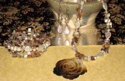 Pearl Rose jewellery set