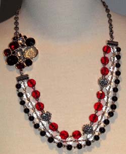 Rouge & Noire necklace